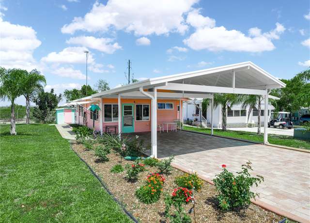 Property at 92 Saddlebag Trl, Lake Wales, FL 33898, 1 bed, 1.5 baths