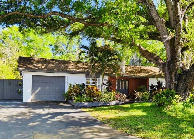 Property at 18846 Tracer Dr, Lutz, FL 33549, 3 beds, 2 baths