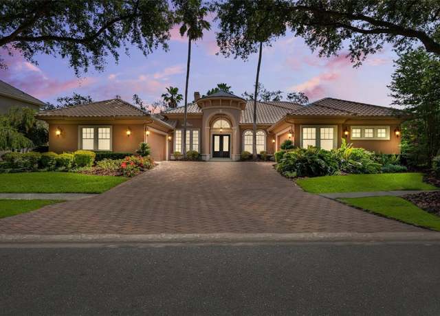 Property at 15110 Kestrelglen Way, Lithia, FL 33547, 4 beds, 4 baths