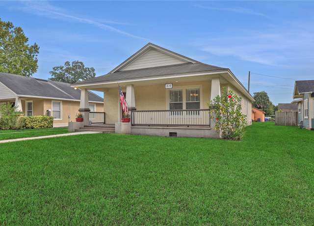 Property at 816 W Hancock St, Lakeland, FL 33803, 3 beds, 2 baths
