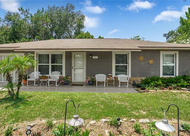 Property at 505 Oak Dr, Tavares, FL 32778, 3 beds, 1.5 baths