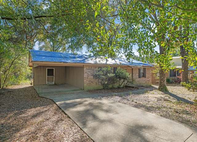 Property at 705 School Ave, Crestview, FL 32536, 2 beds, 1 bath