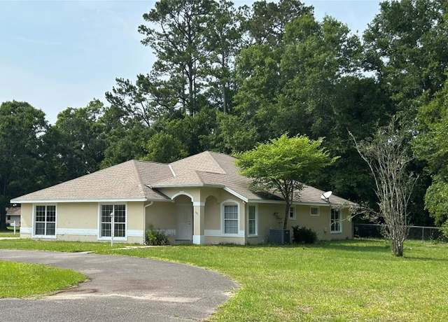 Property at 607 NE 10th Blvd, Williston, FL 32696, 3 beds, 2.5 baths