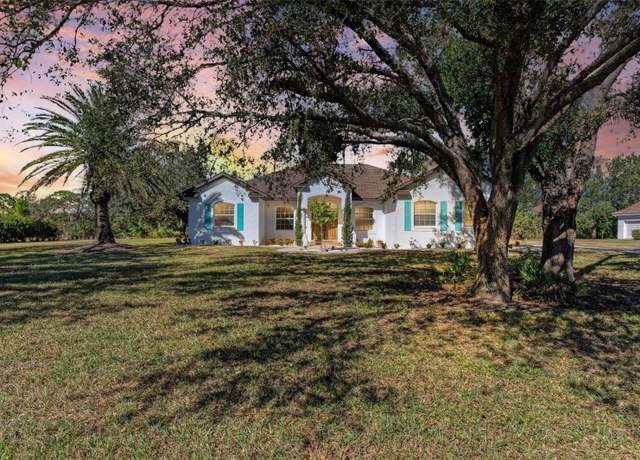 Property at 21709 Deer Pointe Xing, Bradenton, FL 34202, 3 beds, 2 baths