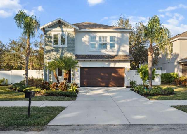 Property at 2511 Prospect St, Sarasota, FL 34239, 4 beds, 3.5 baths