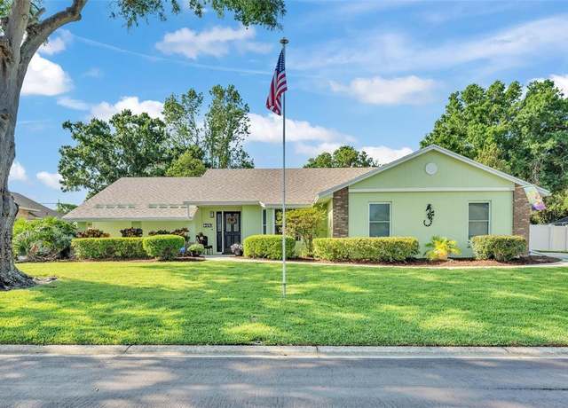 Property at 4765 Highlands Place Cir, Lakeland, FL 33813, 4 beds, 2 baths