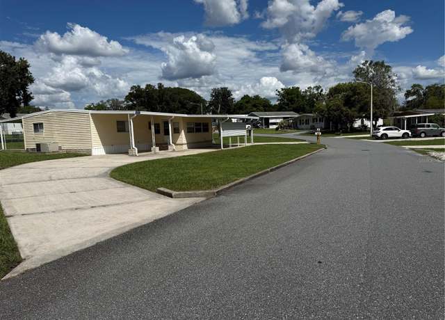 Property at 12095 Club House Dr, Brooksville, FL 34613, 2 beds, 2 baths