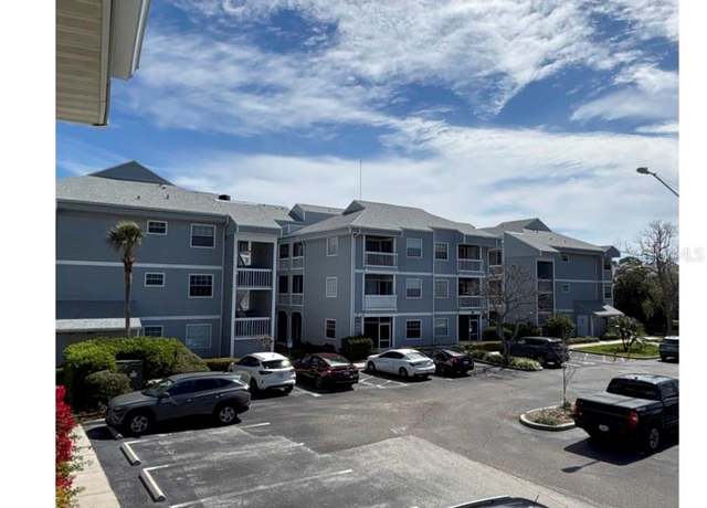 Property at 6924 Stones Throw Cir N #8105, St Petersburg, FL 33710, 2 beds, 1.5 baths