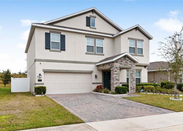 Property at 848 Carmillion Ct, Groveland, FL 34736, 4 beds, 2.5 baths
