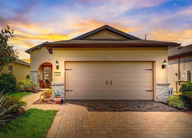 Property at 541 Cantabria Dr, Davenport, FL 33837, 2 beds, 2 baths