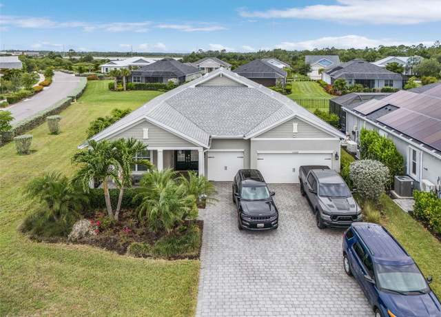 Property at 17204 Bullhorn Cir, Punta Gorda, FL 33982, 3 beds, 3 baths