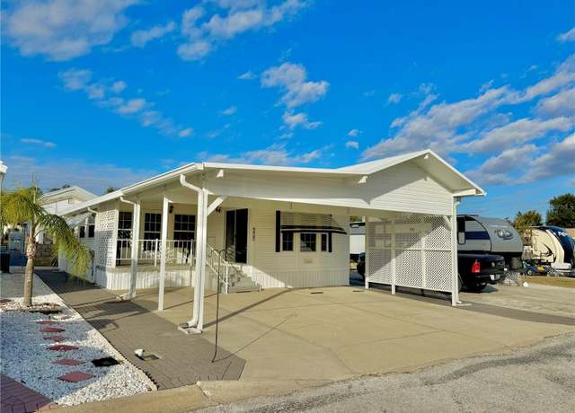 Property at 119 Sky Crest Loop, Davenport, FL 33837, 2 beds, 1.5 baths