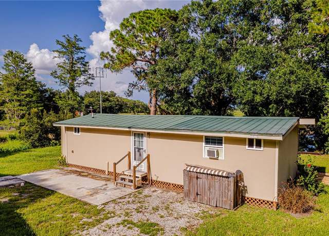 Property at 415 1st St, Kenansville, FL 34739, 1 bed, 1 bath