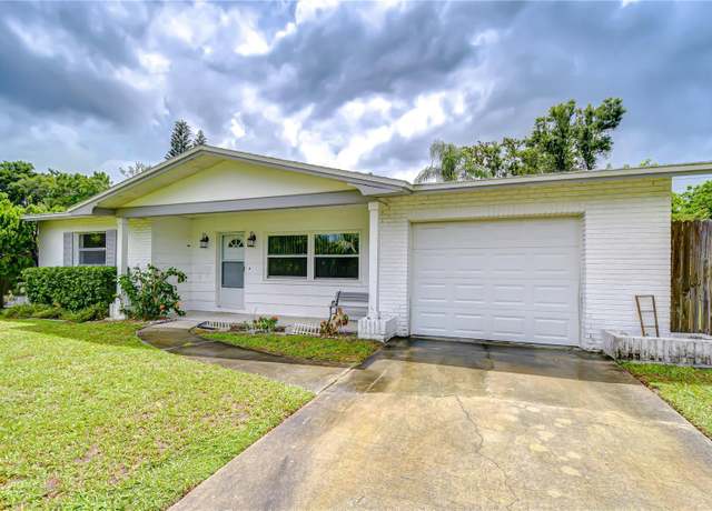 Property at 1633 Braund Ave, Clearwater, FL 33756, 2 beds, 2 baths