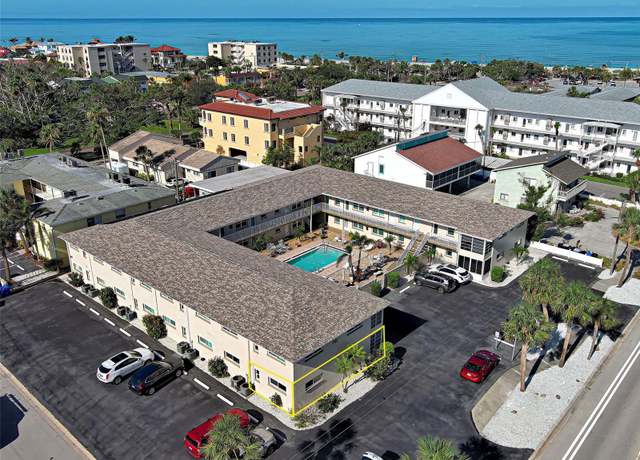 Property at 701 Barcelona Ave #101, Venice, FL 34285, 2 beds, 2 baths