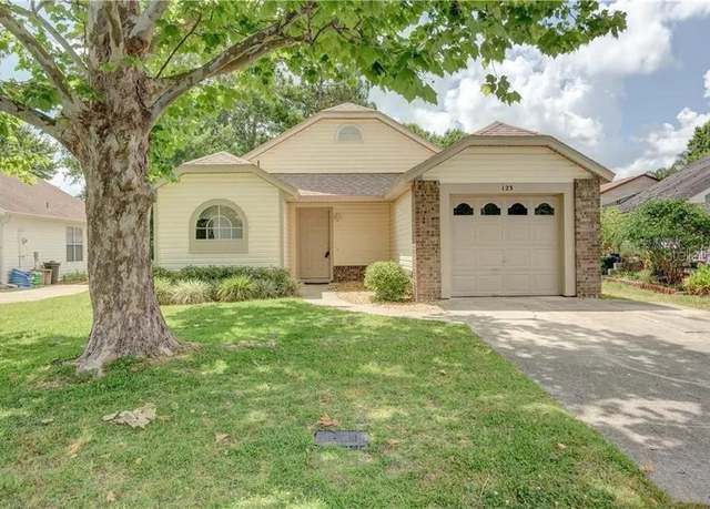 Property at 123 Edgewater Cir, Sanford, FL 32773, 3 beds, 2 baths