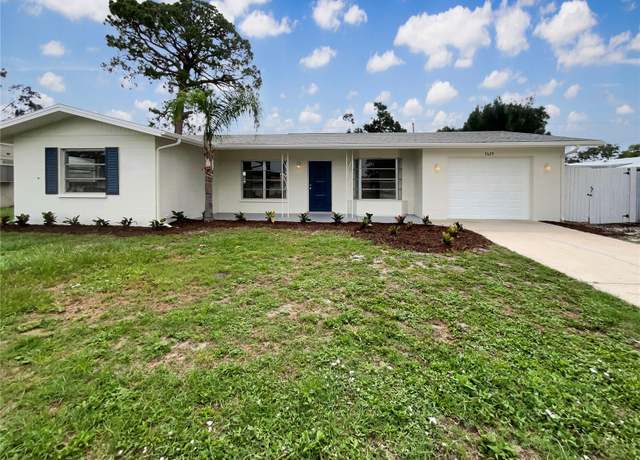 Property at 5629 Nutmeg Ave, Sarasota, FL 34231, 2 beds, 2 baths