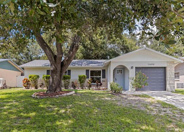Property at 1600 Amberlea Dr N, Dunedin, FL 34698, 2 beds, 2 baths