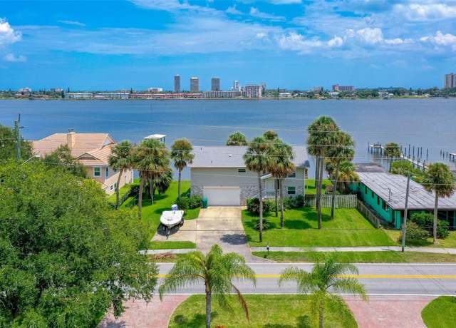 Property at 1633 Riverside Dr, Daytona Beach, FL 32117, 3 beds, 2.5 baths