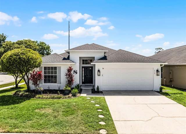 Property at 239 Bronze Leaf Ct, Apopka, FL 32703, 4 beds, 2 baths