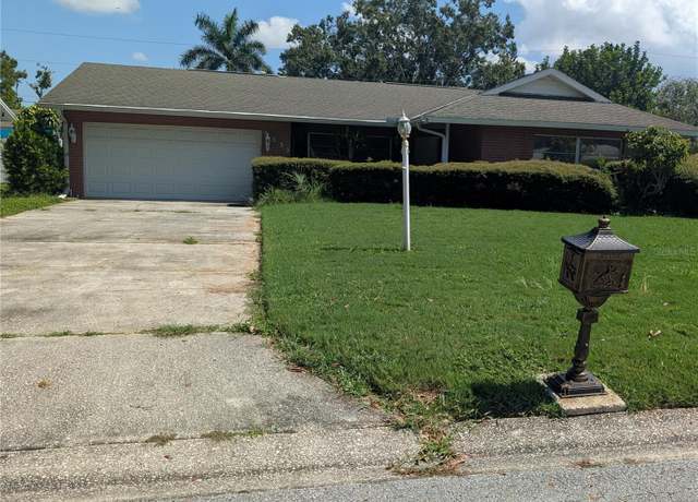 Property at 5533 45th Ave N, Kenneth City, FL 33709, 2 beds, 2 baths