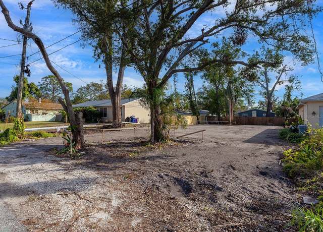Property at 2950 Forest Ln, Sarasota, FL 34231