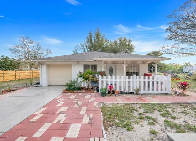 Property at 604 Palmetto Dr, Mascotte, FL 34753, 3 beds, 1.5 baths