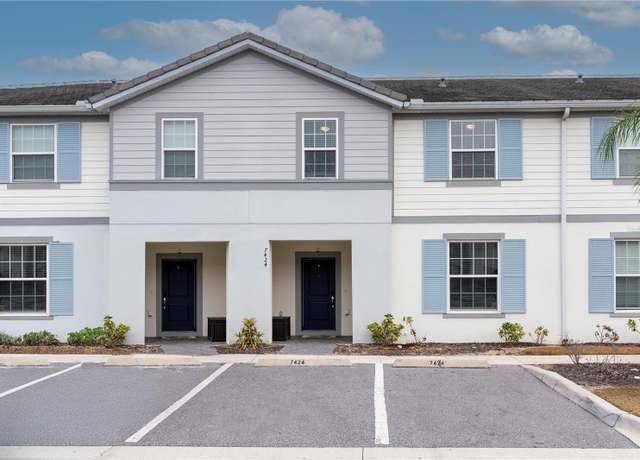 Property at 7424 Oakmoss Loop, Davenport, FL 33837, 5 beds, 4.5 baths