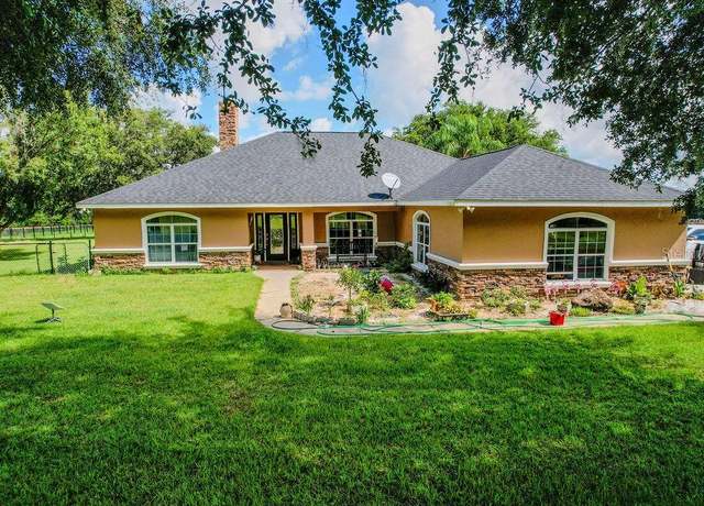 Property at 20765 SW 36th St, Dunnellon, FL 34431, 3 beds, 2 baths