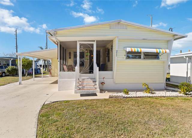 Property at 211 52nd Avenue Plz W, Bradenton, FL 34207, 2 beds, 2 baths