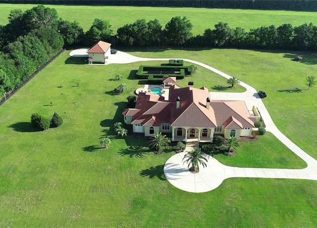Property at 1485 SE 59th St, Ocala, FL 34480, 3 beds, 4 baths