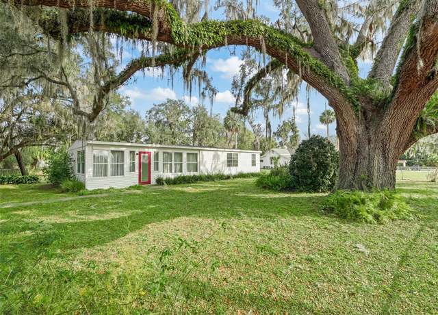 Property at 1853 E Highway 318, Citra, FL 32113, 2 beds, 2 baths