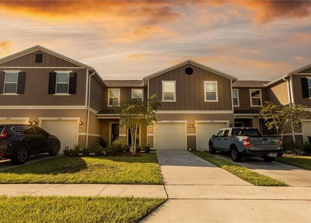Property at 1412 Mirabella Cir, Davenport, FL 33897, 3 beds, 2.5 baths