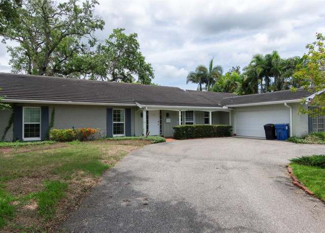 Property at 3275 Walnut St NE, St Petersburg, FL 33704, 3 beds, 2 baths