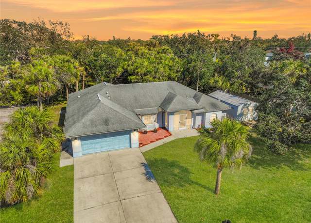 Property at 740 Citrus Rd, Venice, FL 34293, 3 beds, 2 baths