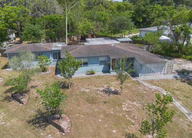 Property at 45 S University Cir, Deland, FL 32724, 3 beds, 2.5 baths