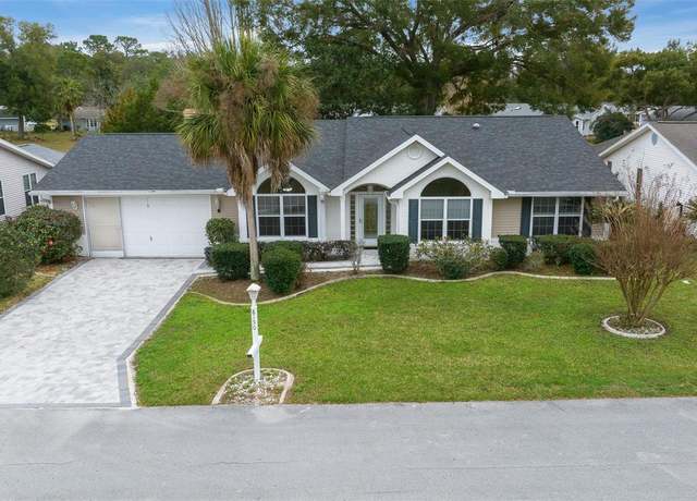 Property at 8150 SW 108th St, Ocala, FL 34481, 3 beds, 2.5 baths