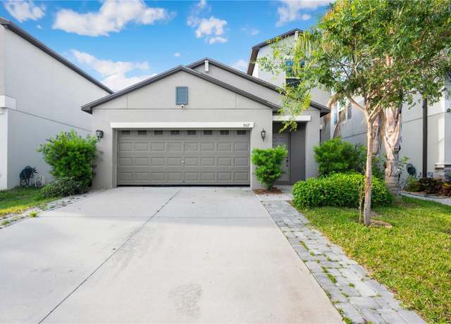Property at 9617 Channing Hill DR Dr, Ruskin, FL 33573, 5 beds, 2.5 baths