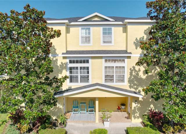 Property at 408 Bayou Village Dr, Tarpon Springs, FL 34689, 3 beds, 3 baths