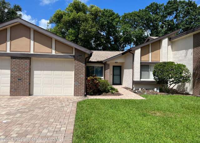 Property at 7278 Scotland Cir, Weeki Wachee, FL 34613, 2 beds, 2 baths