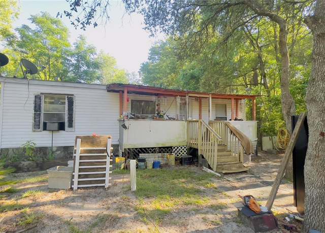 Property at 10336 NE 67th Ln, Bronson, FL 32621, 3 beds, 2 baths