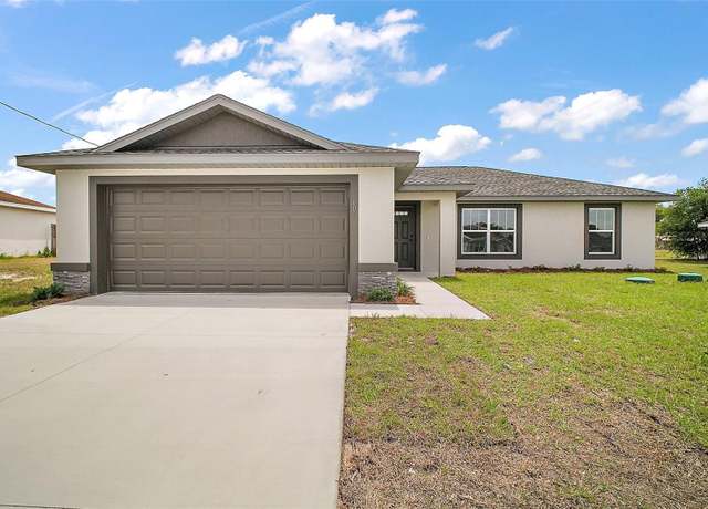 Property at 20 Emerald Trl, Ocala, FL 34472, 3 beds, 2 baths