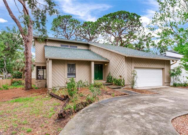 Property at 4802 W Dryad St, Tampa, FL 33629, 3 beds, 2.5 baths