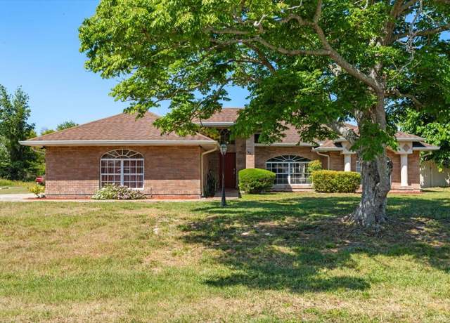 Property at 1440 Portola Ave, Deltona, FL 32738, 4 beds, 3 baths