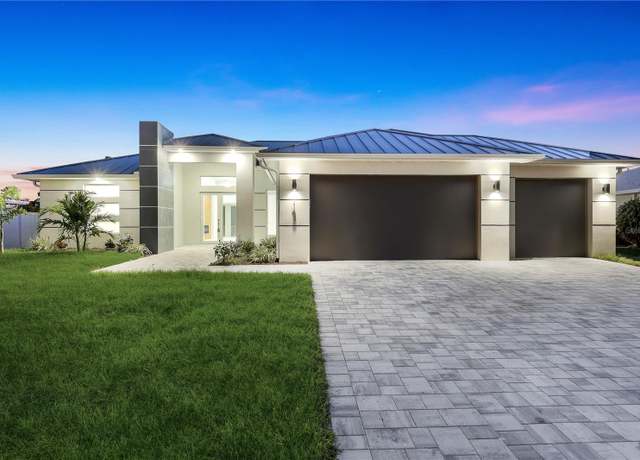 Property at 10522 Riverside Rd, Port Charlotte, FL 33981, 4 beds, 3 baths