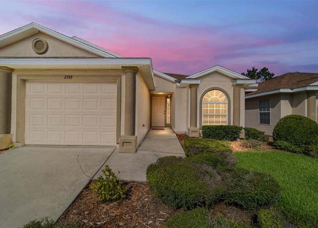 Property at 2343 SE 18th Cir, Ocala, FL 34471, 2 beds, 2 baths