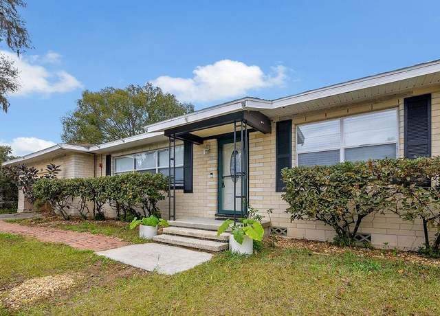 Property at 306 S Park Ave, Inverness, FL 34452, 7 beds, 5 baths