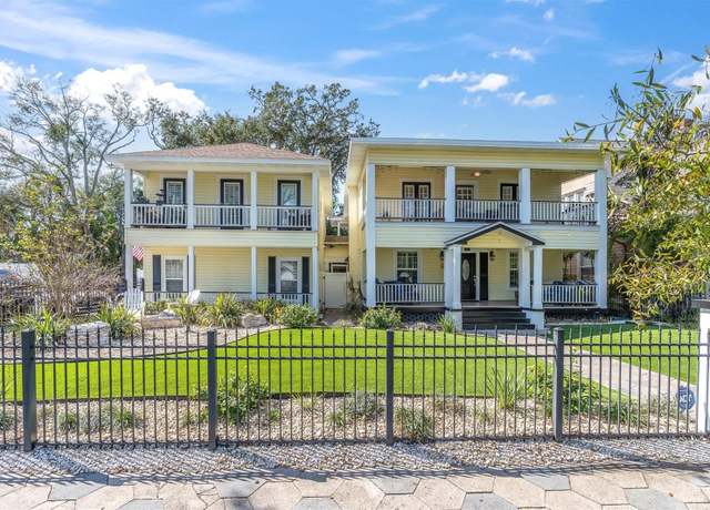 Property at 732 Oak St NE, St Petersburg, FL 33701, 6 beds, 5 baths