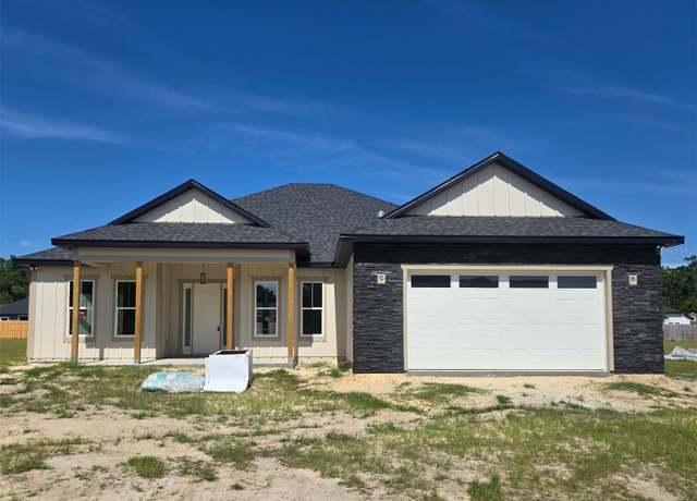 Property at 16354 NW 204th St, High Springs, FL 32643, 4 beds, 3 baths