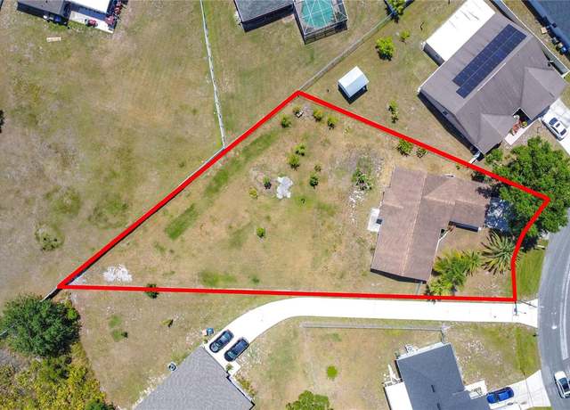 Property at 241 Churchill Ct, Kissimmee, FL 34758, 3 beds, 2 baths